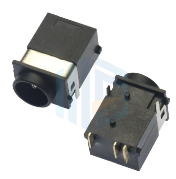 防水DC插座在戶(hù)外電源與新能源領(lǐng)域的應(yīng)用探索