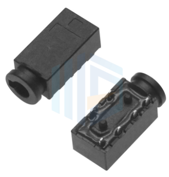 電力傳輸效率的平衡之防水DC插座的技術(shù)挑戰(zhàn)